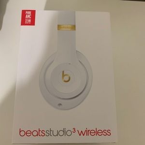 Brand New Beats headphone